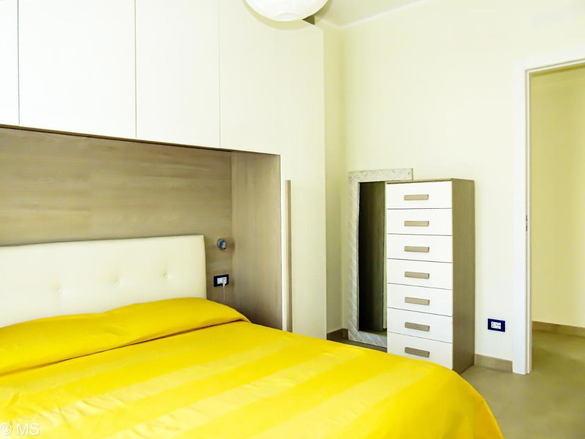 Pietra Home, Posto Auto, Ac ,Wifi, 150Mt Dal Mare Пиетра Лигуре Екстериор снимка